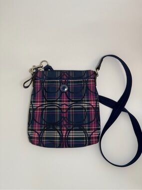 Vintage Coach Plaid Crossbody Bag in Navy and Pink